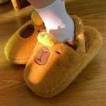 chausson capybara en peluche