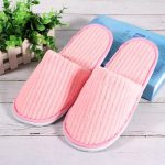 chaussons en peluche pour une chaleur agréable