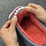 pantoufles confortables requin