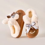 pantoufles femme style daim